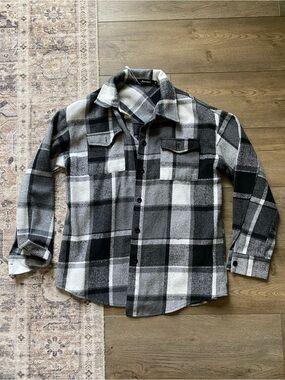 Women’s Plaid Shacket